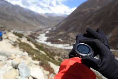 10 Best Hiking Watches 2018 Reviews, Comparison & Buying Guide